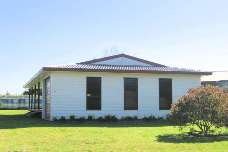 Photo of property in 34 Oyster Drive, Cooks Beach, Whitianga, 3591