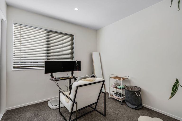 Photo of property in 16 Selo Street, Glen Eden, Auckland, 0602