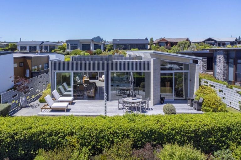 Photo of property in 12 Kurapoto Lane, Rainbow Point, Taupo, 3330