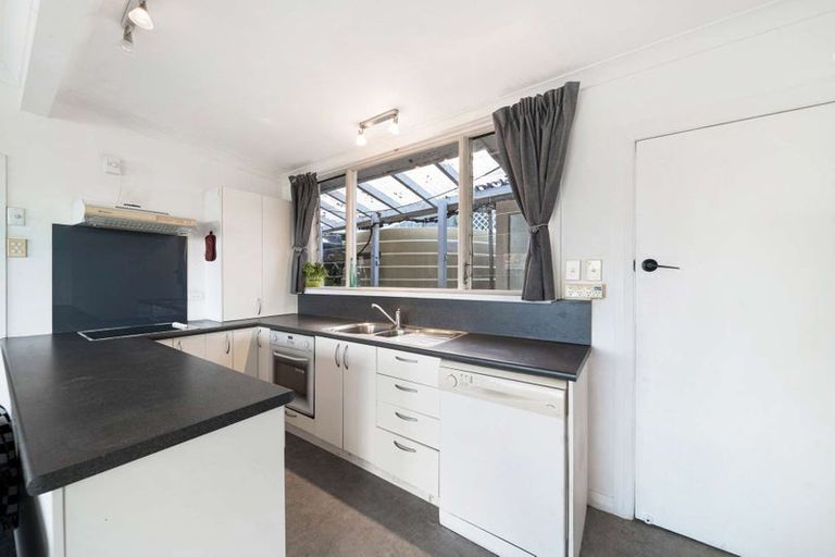 Photo of property in 1400 Taieri Mouth Road, Taieri Mouth, Brighton, 9091