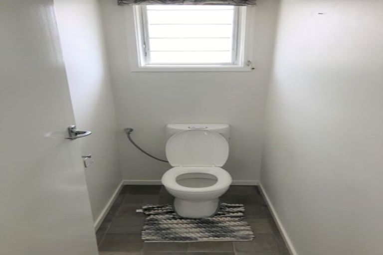 Photo of property in 1/4 Glasgow Street, St Andrews, Hamilton, 3200