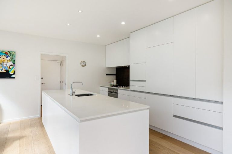 Photo of property in 994 Colombo Street, St Albans, Christchurch, 8014