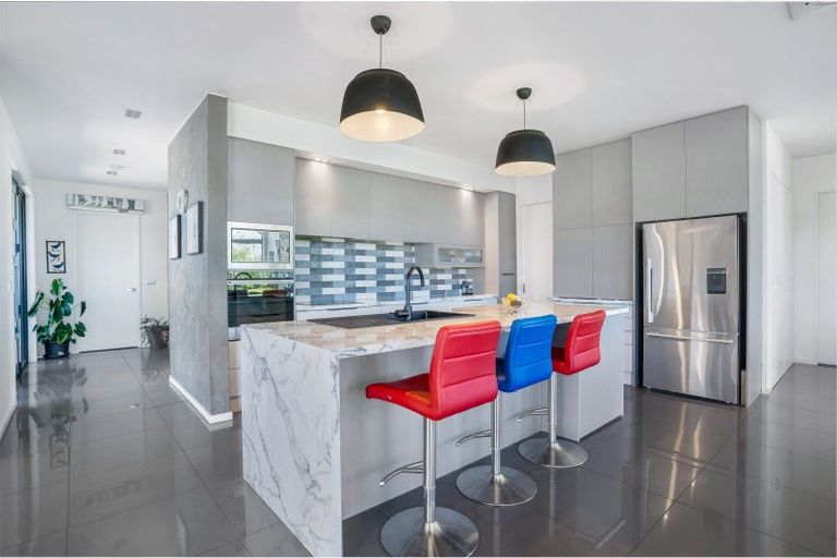 Photo of property in 48a Egerton Road, Winton, 9781