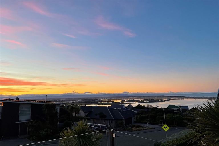 Photo of property in 9 Assisi Street, Mount Pleasant, Christchurch, 8081