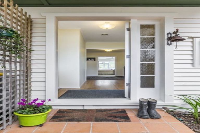 Photo of property in 550 Kaipara Flats Road, Dome Forest, Warkworth, 0981