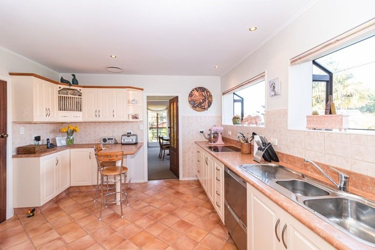 Photo of property in 27 Great North Road, Saint Johns Hill, Whanganui, 4501
