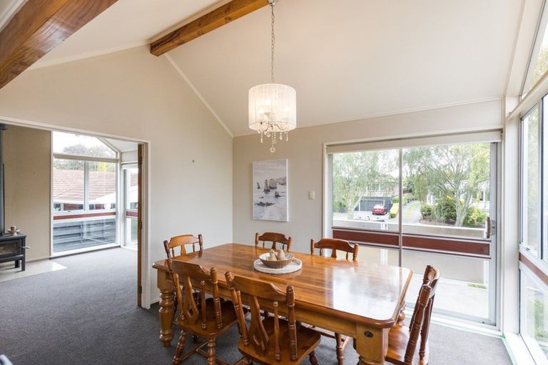 Photo of property in 29 Montgomery Terrace, Hokowhitu, Palmerston North, 4410
