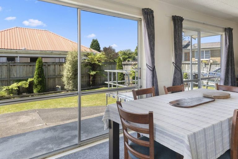 Photo of property in 18a Monokia Street, Fairy Springs, Rotorua, 3015
