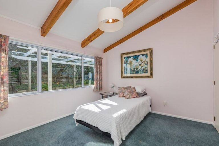 Photo of property in 61 Doves Bay Road, Kerikeri, 0294