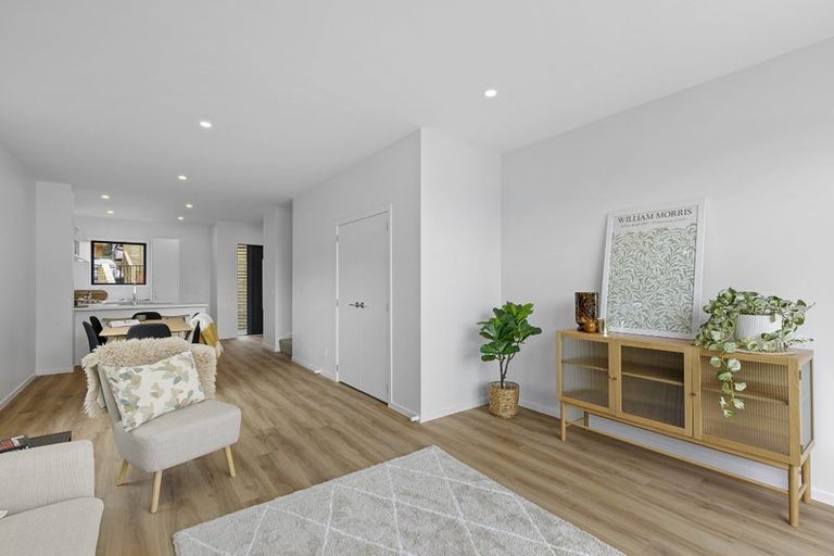 Photo of property in 7/33 Raukawa Street, Stokes Valley, Lower Hutt, 5019