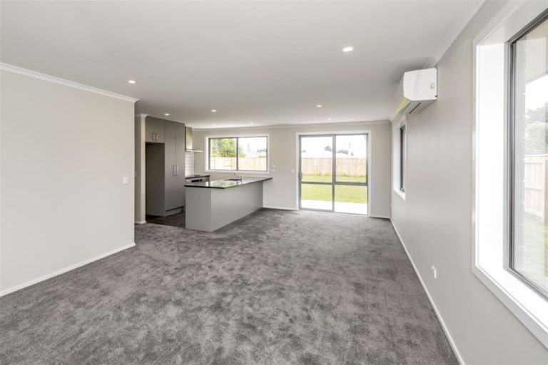Photo of property in 4 Pohatu Lane, Otaki, 5512