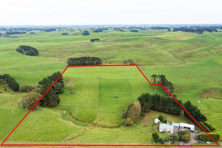 Photo of property in 1797 State Highway 3, Awahuri, Palmerston North, 4479