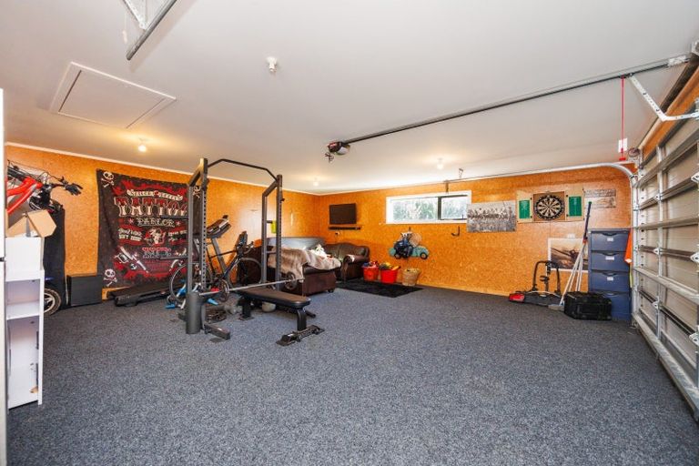 Photo of property in 1030d Valley Road, Ashhurst, 4884