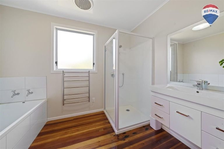 Photo of property in 10 Laurel Grove, Maungaraki, Lower Hutt, 5010