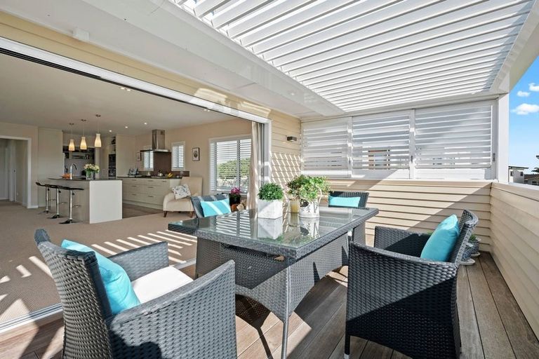 Photo of property in 1/5 Gulf Crest, Bucklands Beach, Auckland, 2012