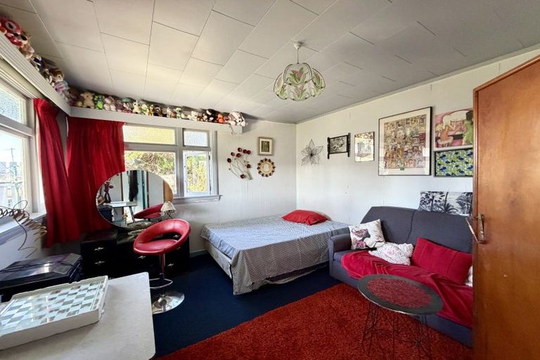 Photo of property in 4 Rintoul Street, Westport, 7825