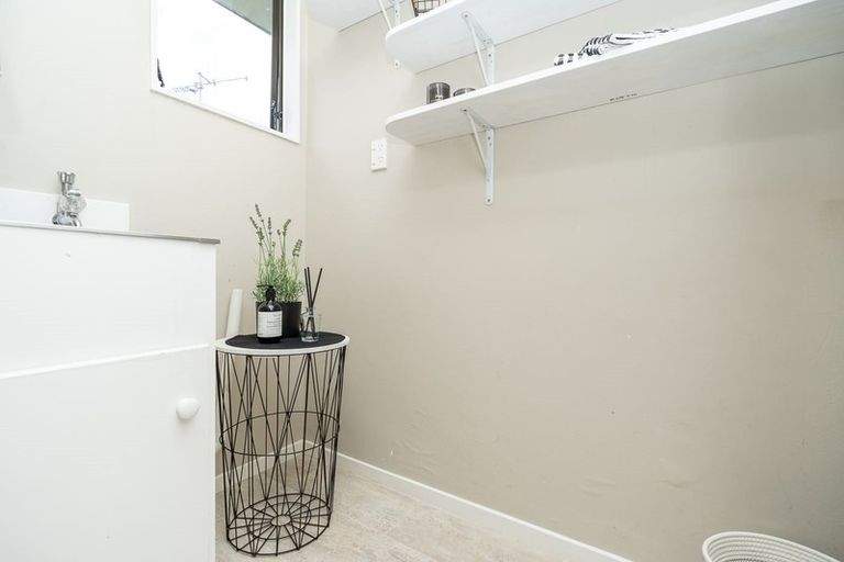 Photo of property in 50d Bandon Street, Frankton, Hamilton, 3204