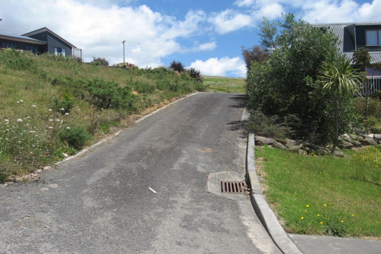 Photo of property in 7 Dudley Crescent, Cable Bay, 0420