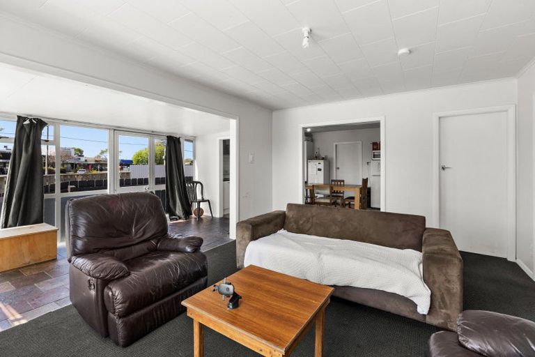 Photo of property in 83 Hillary Crescent, Maraenui, Napier, 4110