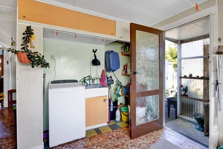 Photo of property in 11 Dorset Street, Patea, 4520