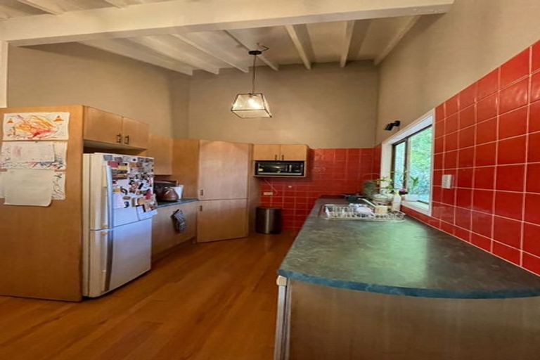 Photo of property in 50 Highland Park Drive, Highland Park, Auckland, 2010