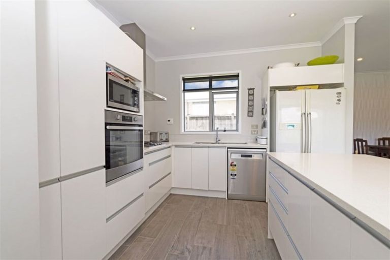 Photo of property in 113 Matua Road, Huapai, Kumeu, 0810