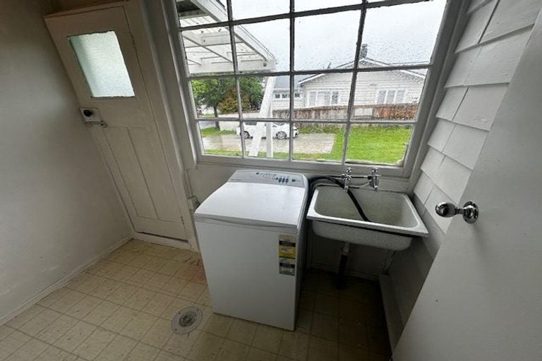 Photo of property in 374 Lake Road, Takapuna, Auckland, 0622