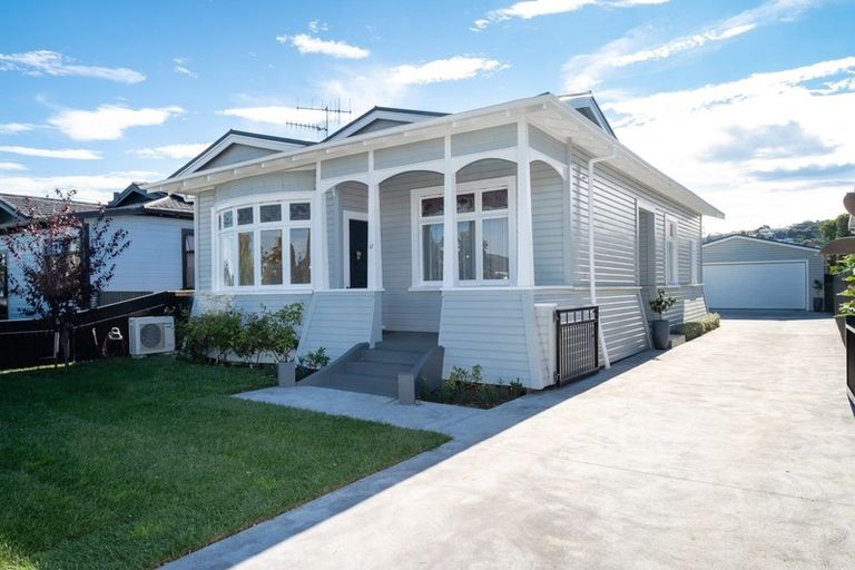 Photo of property in 67 Kennedy Road, Napier South, Napier, 4110