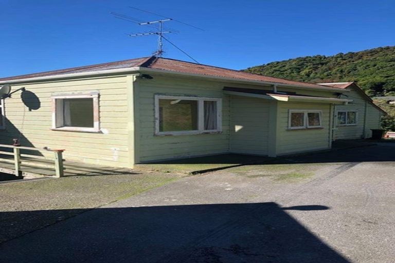 Photo of property in 114 Holloway Road, Aro Valley, Wellington, 6021