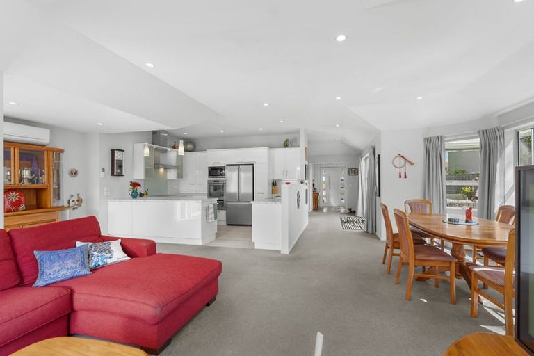 Photo of property in 224 Maidstone Road, Avonhead, Christchurch, 8042