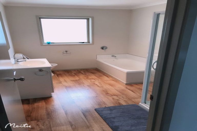 Photo of property in 66 Mcquarrie Street, Kingswell, Invercargill, 9812