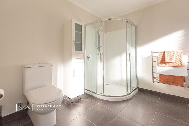 Photo of property in 98 Gibbons Street, Ebdentown, Upper Hutt, 5018