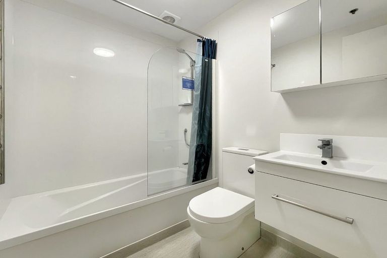 Photo of property in Vedado Apartments, 305/41 Hopper Street, Mount Cook, Wellington, 6011