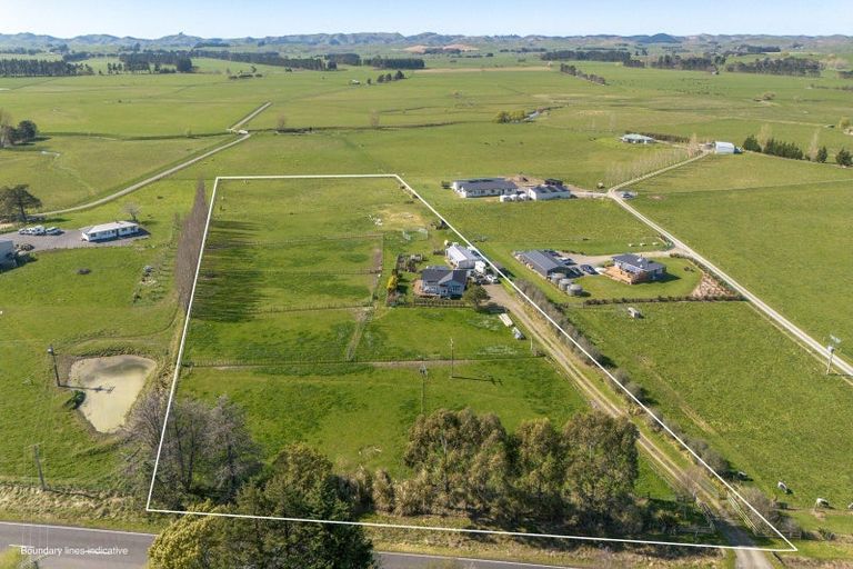 Photo of property in 471 Porangahau Road, Waipukurau, 4282