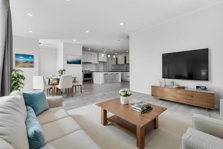 Photo of property in 2 Kukari Close, Flagstaff, Hamilton, 3210