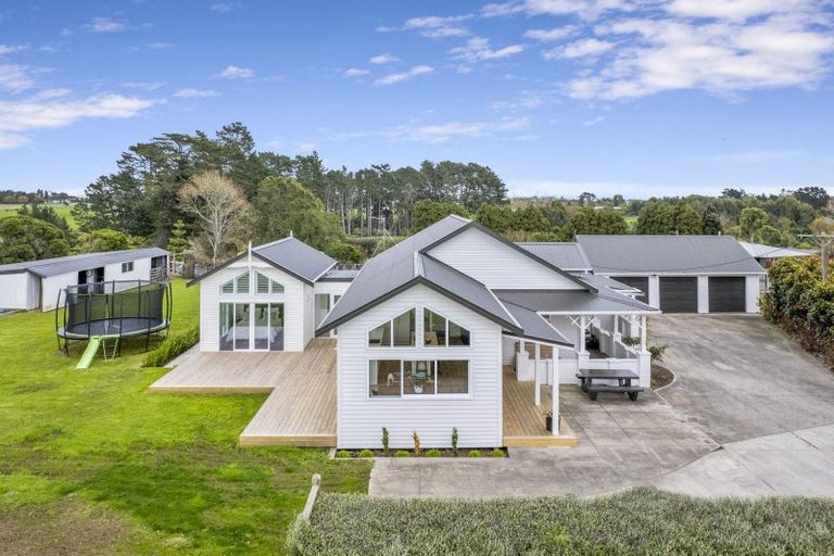 Photo of property in 1312 Devon Road, Brixton, Waitara, 4382