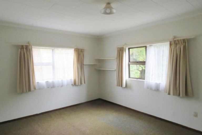 Photo of property in 55 Maratahu Street, Westown, New Plymouth, 4310
