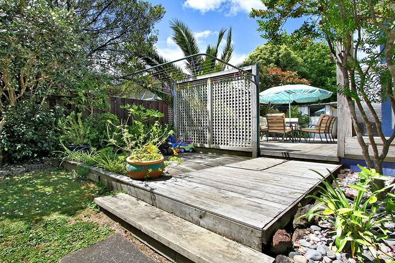 Photo of property in 1/40 Hope Farm Avenue, Pakuranga Heights, Auckland, 2010