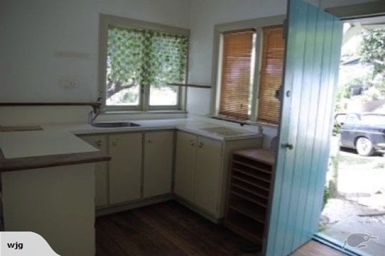 Photo of property in 86 Ames Street, Paekakariki, 5034