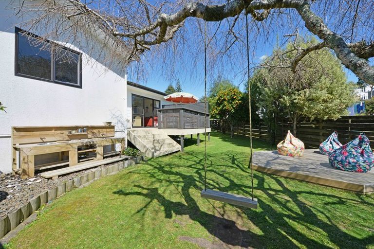 Photo of property in 18 Seymour Place, Bellevue, Tauranga, 3110