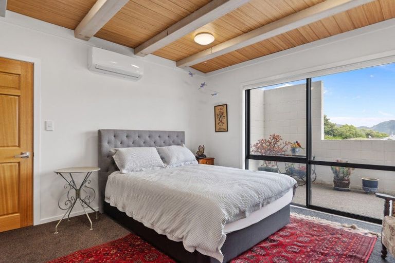 Photo of property in 2 Taimana Lane, Diamond Harbour,  8971