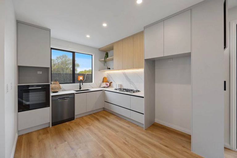 Photo of property in 4 Chesley Place, Half Moon Bay, Auckland, 2012