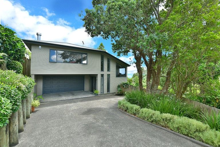 Photo of property in 246a Whangaparaoa Road, Red Beach, 0932