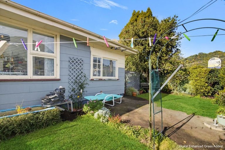 Photo of property in 30c York Street, Picton, 7220