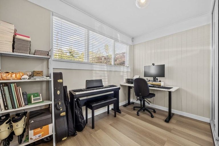 Photo of property in 22 Royal Road, Massey, Auckland, 0614