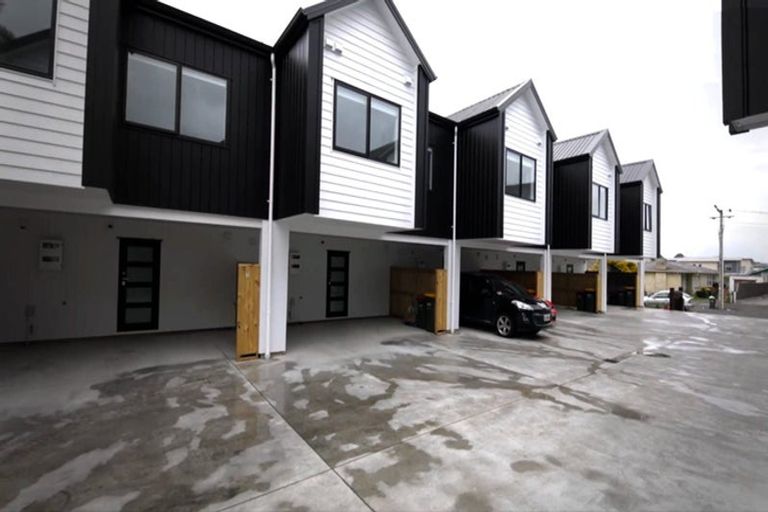 Photo of property in 10/56 May Street, Hamilton East, Hamilton, 3216