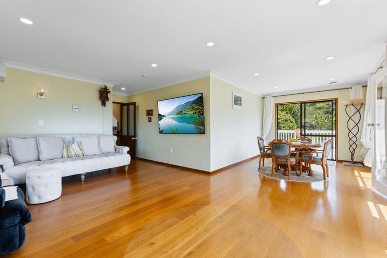 Photo of property in 2/553 East Coast Road, Browns Bay, Auckland, 0630