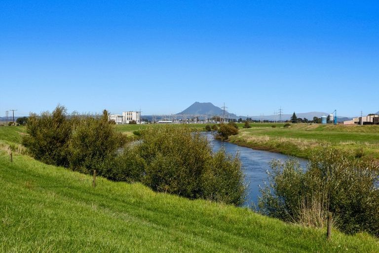 Photo of property in 31 Hydro Road, Edgecumbe, 3120