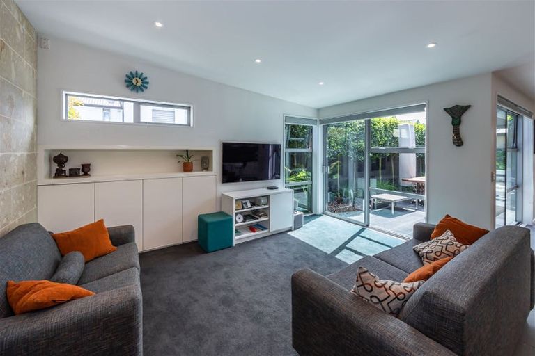 Photo of property in 3 John Campbell Crescent, Hillmorton, Christchurch, 8024