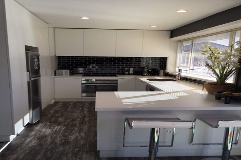 Photo of property in 2/190 Rutland Street, St Albans, Christchurch, 8052